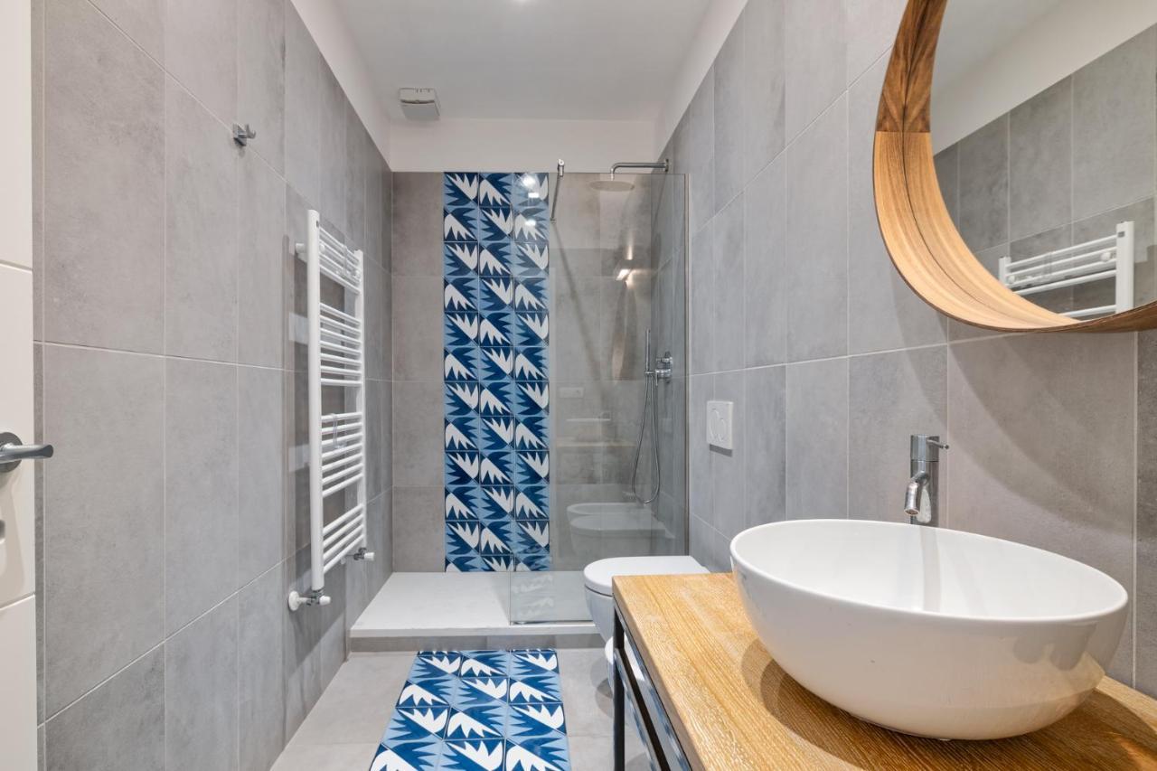 Fontana Di Trevi!! Comfy&Elegant 3Bedroom 2Bath Рим Экстерьер фото